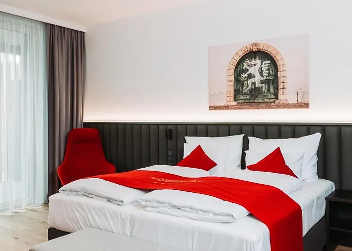 Отель Hotel-restaurant Grambacher I Free Parking I Self Check-in Грац