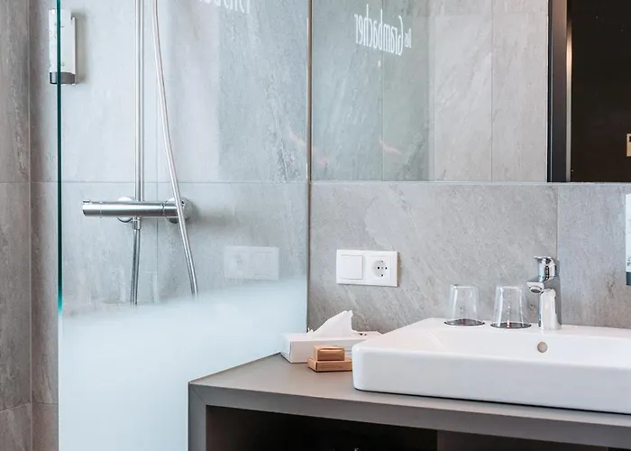 Hotel-restaurant Grambacher I Free Parking I Self Check-in 4*