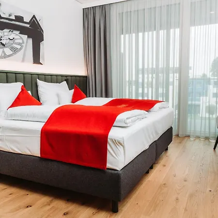 Отель Hotel-restaurant Grambacher I Free Parking I Self Check-in