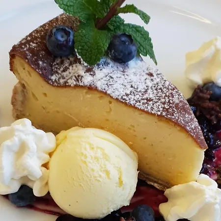 Hotel-restaurant Grambacher I Free Parking I Self Check-in Graz