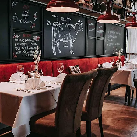 Hotel-restaurant Grambacher I Free Parking I Self Check-in Отель