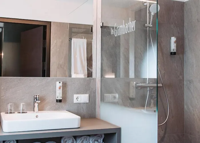 Готель Hotel-restaurant Grambacher I Free Parking I Self Check-in Грац